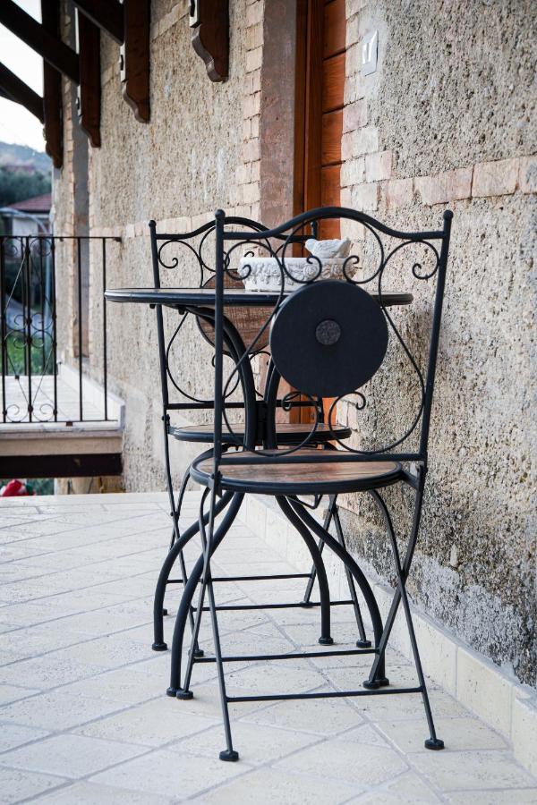 1870 Bed & Breakfast Arpino Buitenkant foto